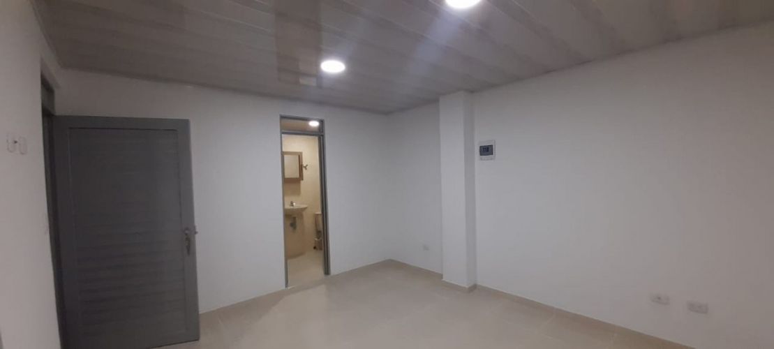 Oficina en arriendo en El Centro, Manizales, 27 m² · foto 3 de 13