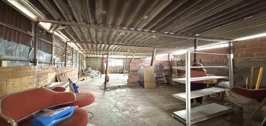 Casa de 13 alcobas en venta en San Jose Sur, Pereira, 300 m² · foto 2 de 21
