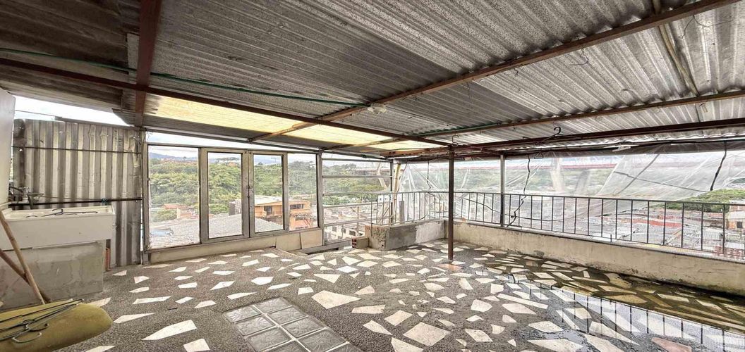 Casa de 13 alcobas en venta en San Jose Sur, Pereira, 300 m² · foto 6 de 21