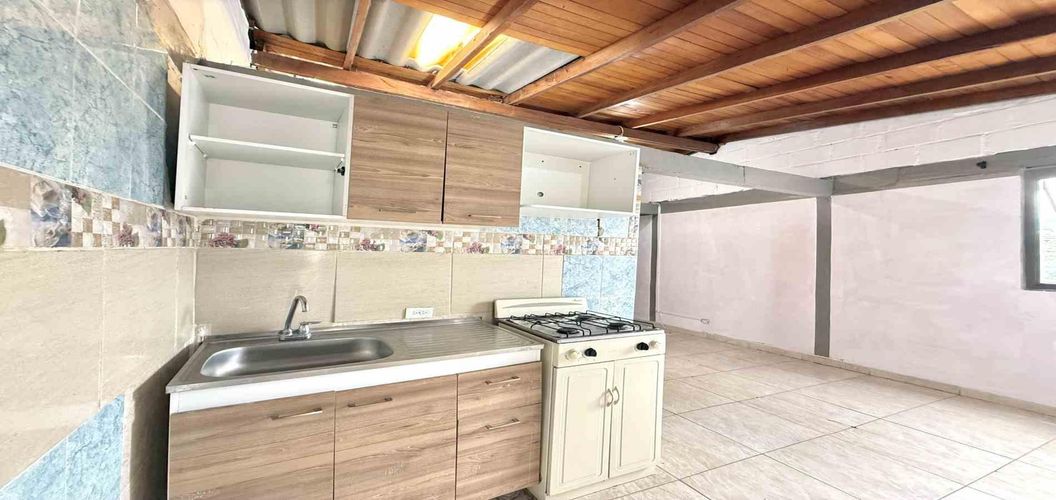 Casa de 13 alcobas en venta en San Jose Sur, Pereira, 300 m² · foto 11 de 21