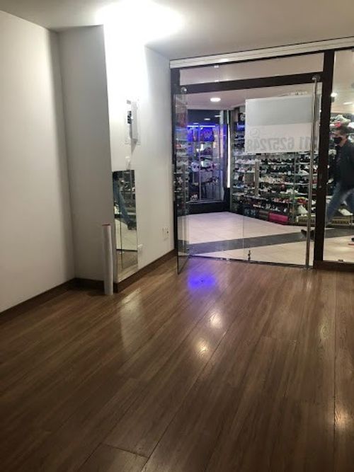 Local en venta en El Centro, Manizales, 34 m² · foto 5 de 8