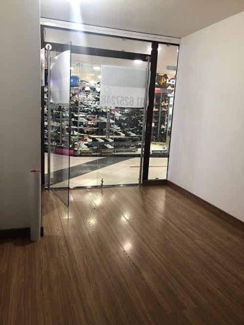 Local en venta en El Centro, Manizales, 34 m² · foto 6 de 8