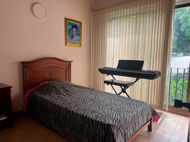 Casa de 3 alcobas en venta en Cumbres, Envigado, 250 m² · foto 10 de 14