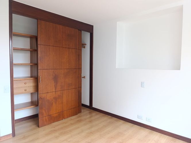 Apartamento de 2 alcobas en venta en El Poblado, Medellín, 106 m² · foto 12 de 18