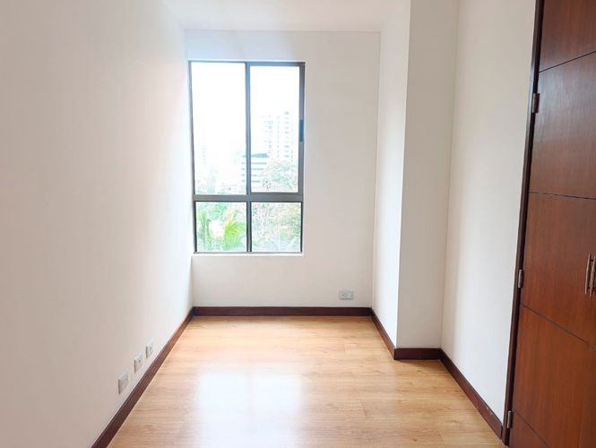 Apartamento de 2 alcobas en venta en El Poblado, Medellín, 106 m² · foto 13 de 18