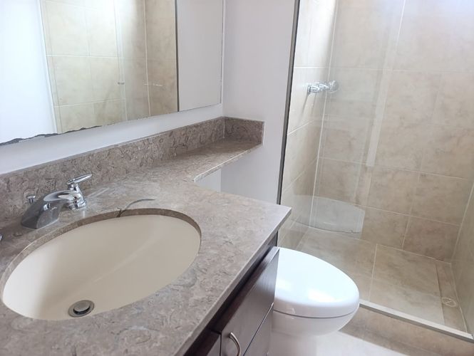 Apartamento de 2 alcobas en venta en El Poblado, Medellín, 106 m² · foto 18 de 18