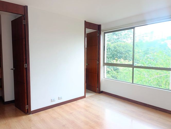 Apartamento de 2 alcobas en venta en El Poblado, Medellín, 106 m² · foto 16 de 18