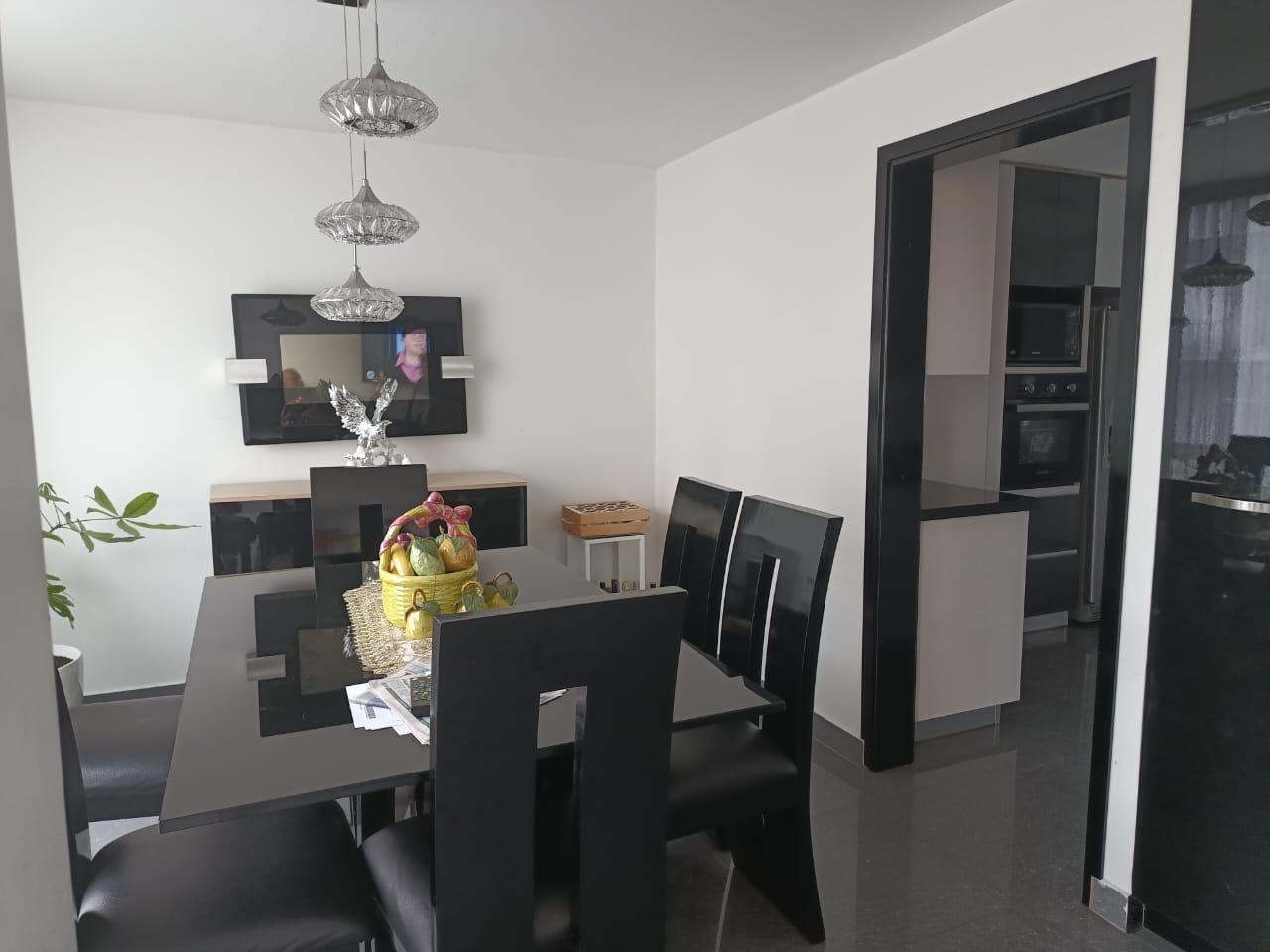 Apartamento en venta en Sector Plaza De Bolivar, Pereira · foto 2 de 15