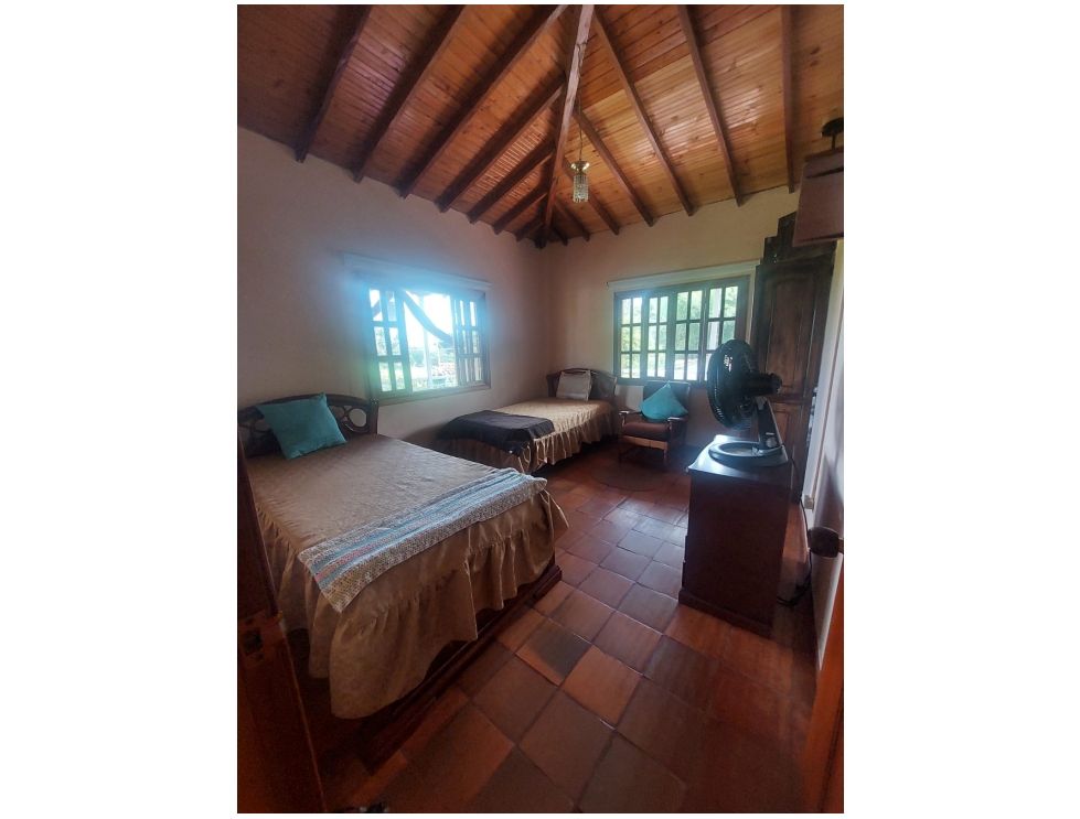 Casa en venta en Los Prados, Pereira · foto 2 de 14
