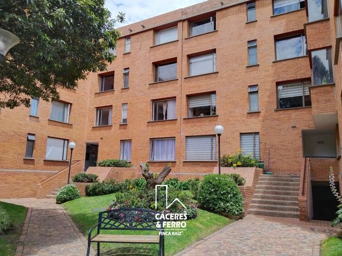 Apartamento en venta en La Calleja, Bogotá · foto 2 de 24