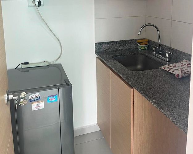Oficina en arriendo en El Poblado, Medellín, 63 m² · foto 6 de 7