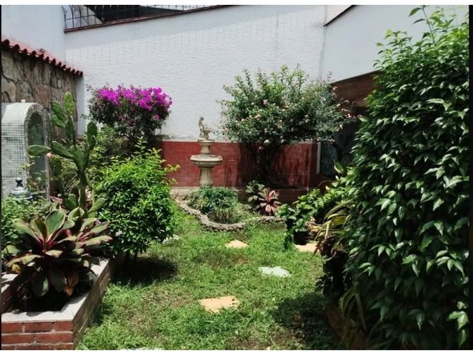 Casa de 6 alcobas en venta en Sotomayor, Bucaramanga, 300 m² · foto 3 de 24