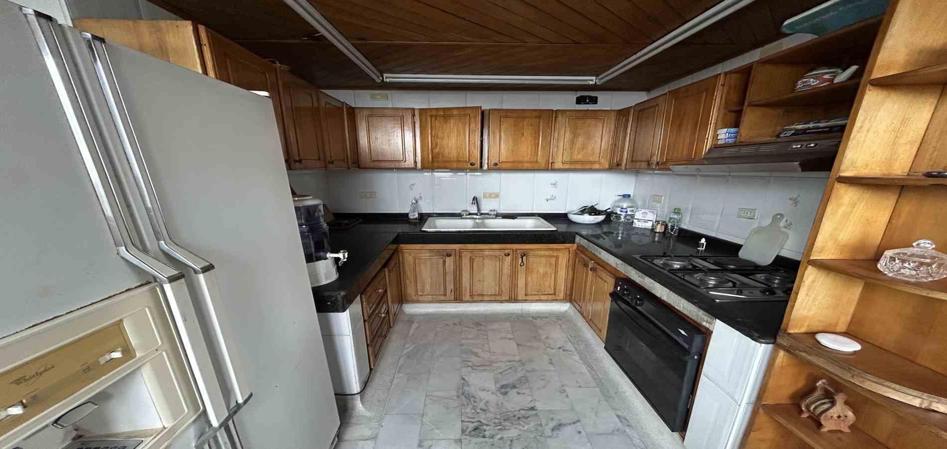 Apartamento en venta en Sector Plaza De Bolivar, Pereira · foto 3 de 15