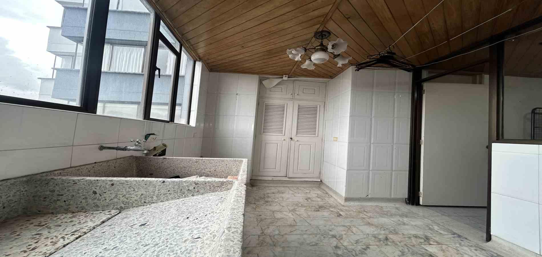 Apartamento en venta en Sector Plaza De Bolivar, Pereira · foto 5 de 15
