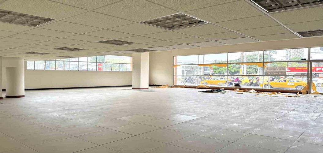 Local en arriendo en San Jose Sur, Pereira, 307 m² · foto 2 de 18