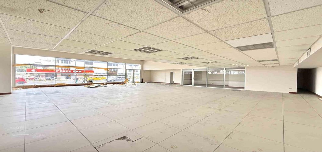 Local en arriendo en San Jose Sur, Pereira, 307 m² · foto 3 de 18