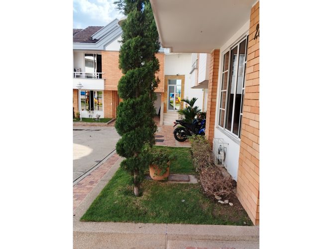 Casa de 3 alcobas en venta en Centro, Bucaramanga, 154 m² · foto 2 de 24