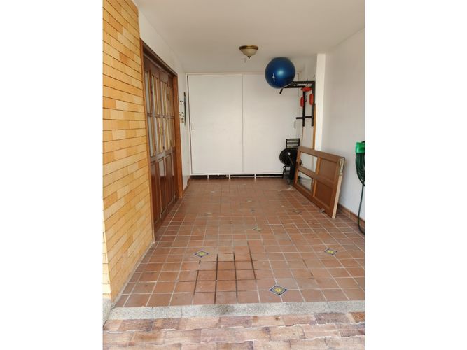 Casa de 3 alcobas en venta en Centro, Bucaramanga, 154 m² · foto 3 de 24