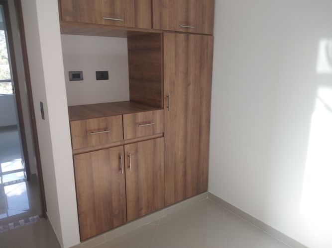 Apartamento de 3 alcobas en venta en La Navarra, Bello, 64 m² · foto 9 de 14