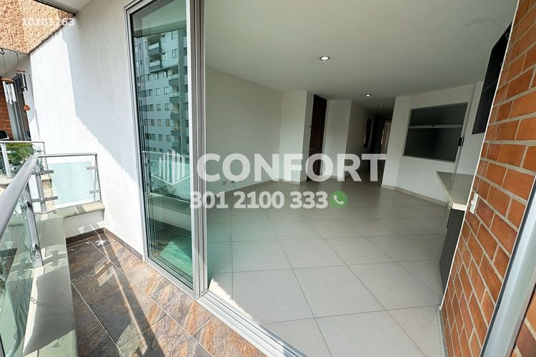 Apartamento de 3 alcobas en arriendo en Conquistadores, Medellín, 90 m² · foto 2 de 24