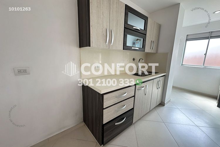 Apartamento de 3 alcobas en arriendo en Conquistadores, Medellín, 90 m² · foto 4 de 24