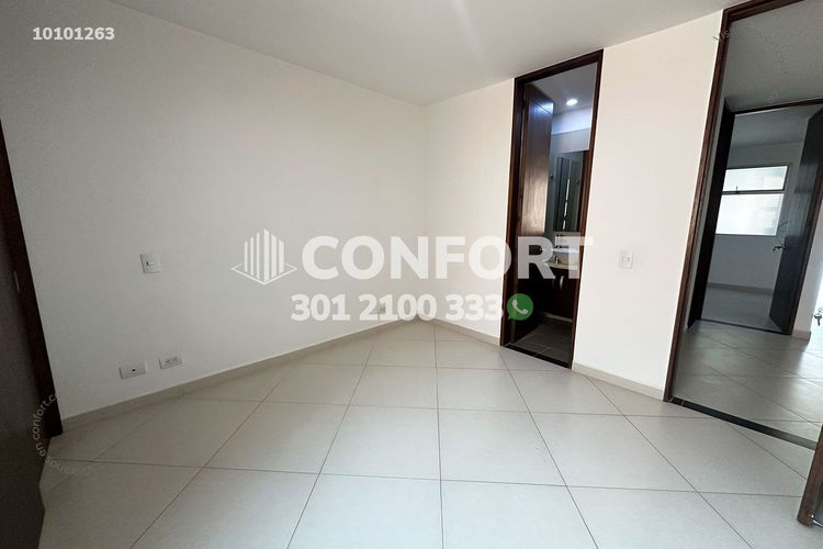 Apartamento de 3 alcobas en arriendo en Conquistadores, Medellín, 90 m² · foto 14 de 24