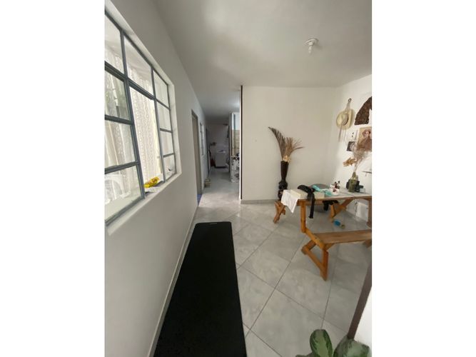 Casa de 9 alcobas en venta en Porvenir, Bello, 208 m² · foto 7 de 20