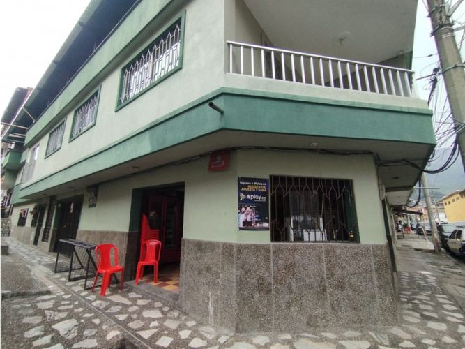 Casa de 9 alcobas en venta en Porvenir, Bello, 208 m² · foto 20 de 20