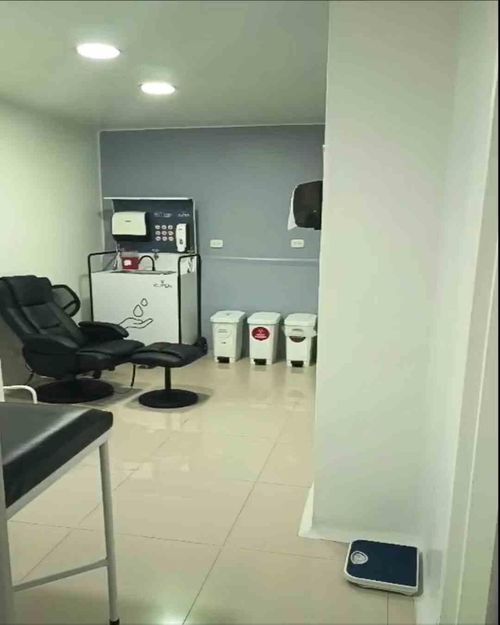 Consultorio en venta en Versalles, Manizales, 30 m² · foto 4 de 8