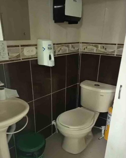 Consultorio en venta en Versalles, Manizales, 30 m² · foto 7 de 8