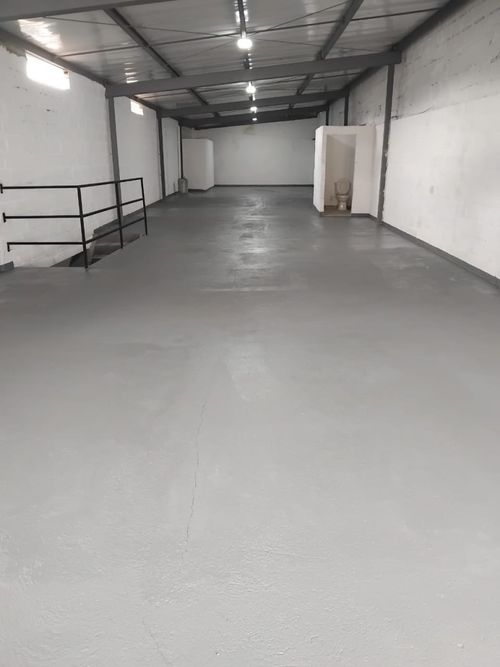 Bodega en arriendo en Cristo Rey, Medellín, 155 m² · foto 3 de 5
