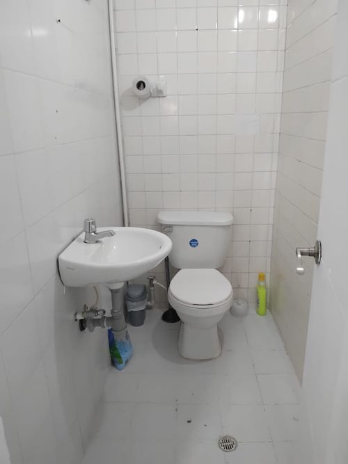 Bodega en arriendo en Cristo Rey, Medellín, 155 m² · foto 8 de 8