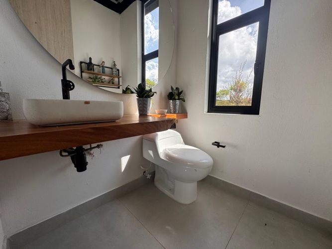 Casa de 3 alcobas en venta en Altos Del Escobero, Envigado, 1265 m² · foto 5 de 15