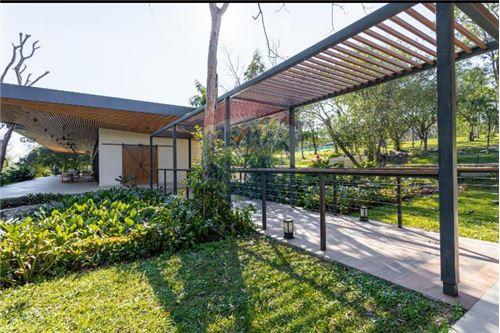 TERRENOS EN BARRIO CERRADO SAN BERNARDINO EN VENTA. — foto 3