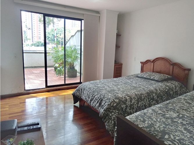 Apartamento de 3 alcobas en venta en Los Balsos, Medellín, 174 m² · foto 13 de 16