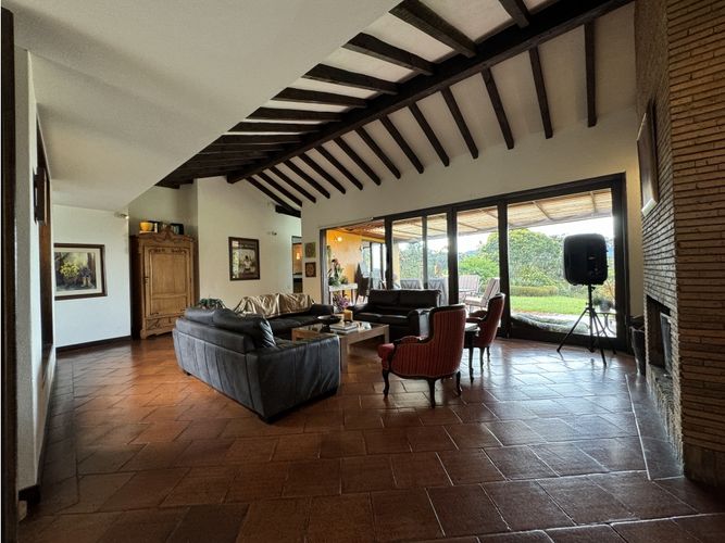 Finca en venta en Llano Grande, Rionegro, 580 m² · foto 4 de 24