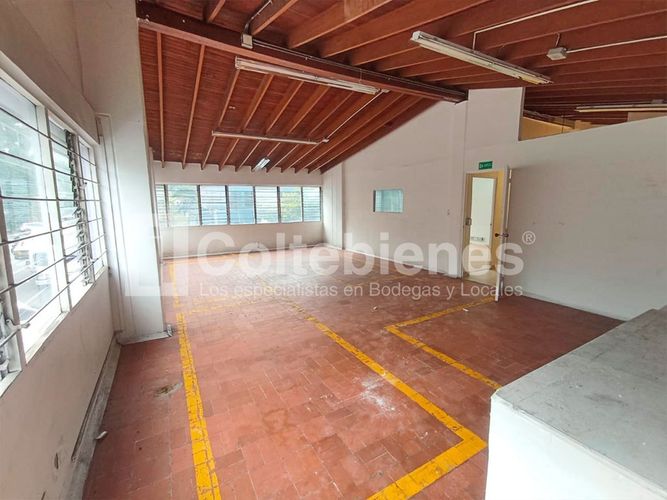 Local en venta en San Diego, Medellín, 200 m² · foto 9 de 17
