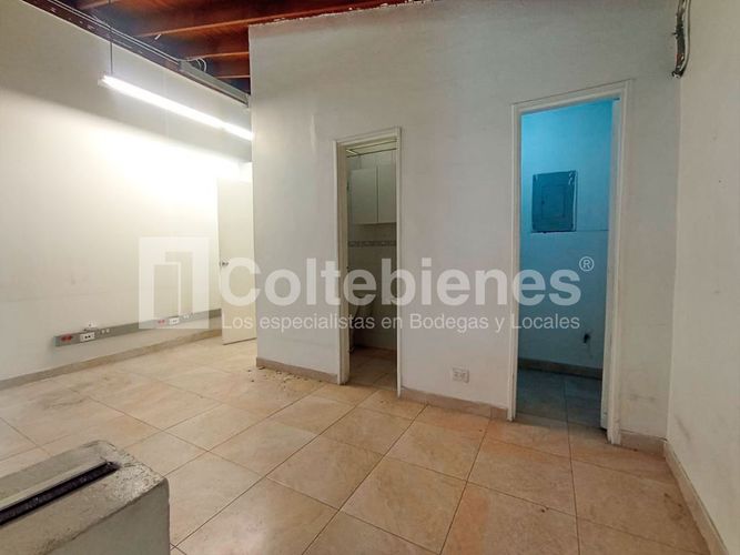 Local en venta en San Diego, Medellín, 200 m² · foto 13 de 17