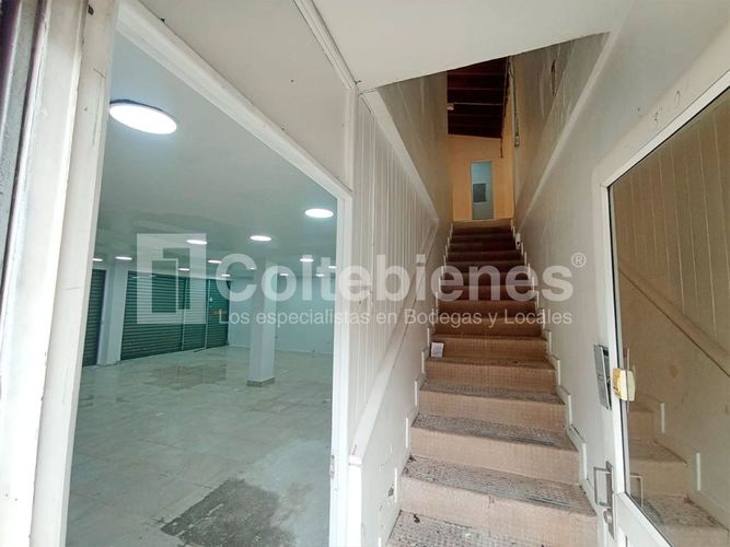 Local en venta en San Diego, Medellín, 200 m² · foto 16 de 17