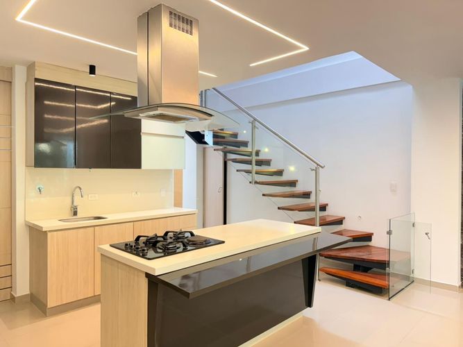 Casa de 3 alcobas en arriendo en Ginebra Casas, Envigado, 280 m² · foto 8 de 19
