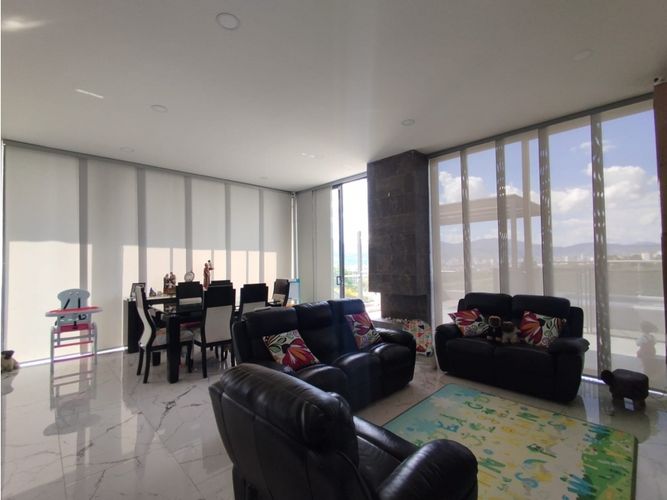 Casa de 4 alcobas en venta en Tribunas Corcega, Pereira, 340 m² · foto 4 de 24