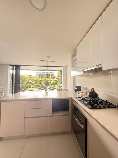 Casa de 3 alcobas en venta en Montessori, Envigado, 169 m² · foto 5 de 19