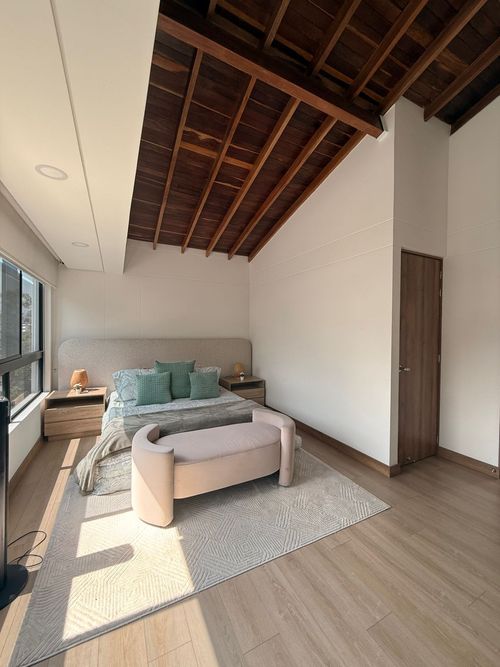 Casa de 3 alcobas en venta en Montessori, Envigado, 169 m² · foto 13 de 19