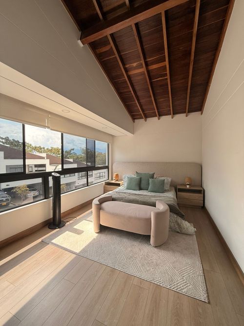 Casa de 3 alcobas en venta en Montessori, Envigado, 169 m² · foto 12 de 19
