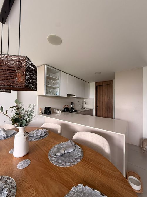 Casa de 3 alcobas en venta en Montessori, Envigado, 169 m² · foto 6 de 19