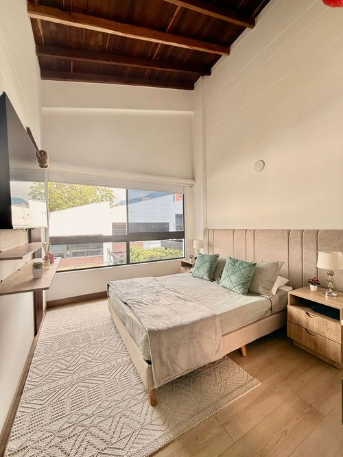 Casa de 3 alcobas en venta en Montessori, Envigado, 169 m² · foto 15 de 19