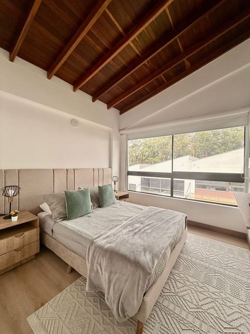 Casa de 3 alcobas en venta en Montessori, Envigado, 169 m² · foto 10 de 19