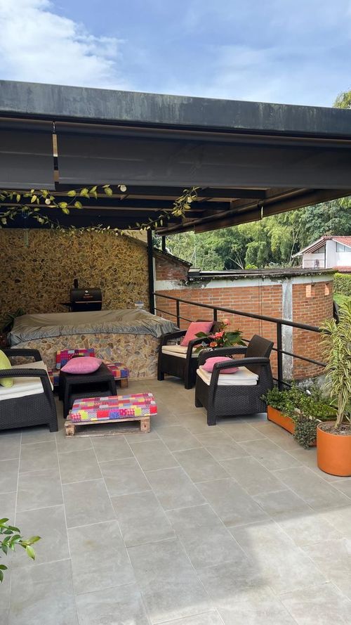 Casa de 5 alcobas en venta en Tribunas Corcega, Pereira, 327 m² · foto 11 de 19