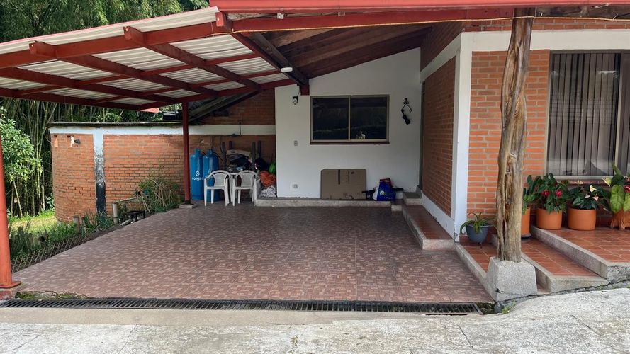 Casa de 5 alcobas en venta en Tribunas Corcega, Pereira, 327 m² · foto 7 de 19