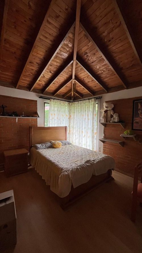 Casa de 5 alcobas en venta en Tribunas Corcega, Pereira, 327 m² · foto 16 de 19